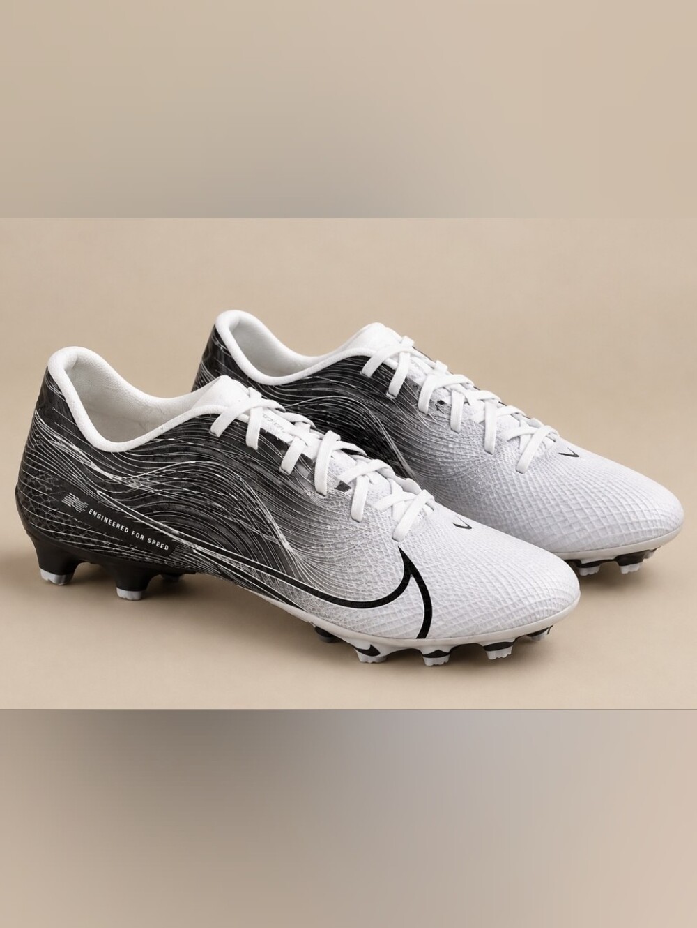 Nike Men’s White & Black Soccer Cleats — Nike Vapor-Edge Speed 360 Style FG